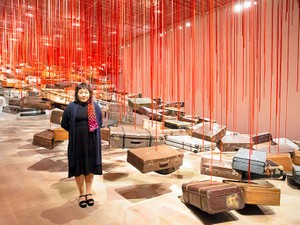 森美術館で歴代２位の入場者　塩田千春展、反響の秘密はどこに