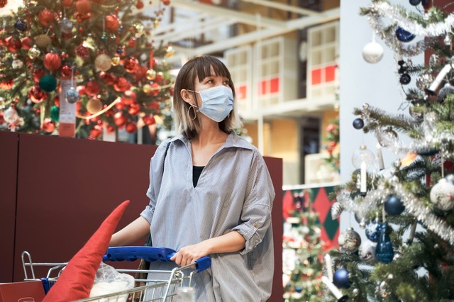 物価上昇などがクリスマスプレゼントにも影響しているようです　※画像はイメージです（allensima/stock.adobe.com）