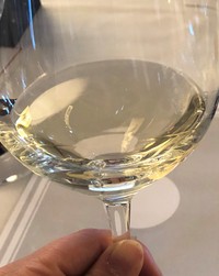 ペンフォールズといえば赤ワインが有名だが、実は白ワインも人気が高い＝大阪市内