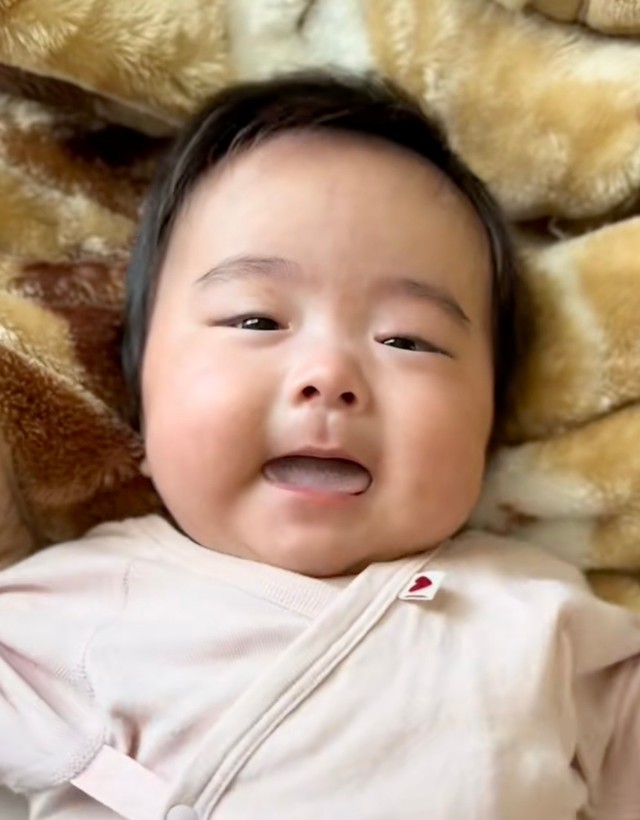 スクスク成長しているゆあちゃん♡（提供：@yuaremudoublesさん）
