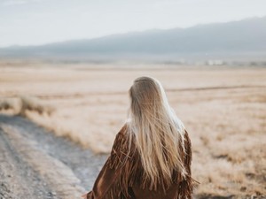 あと10年経てば、同性の彼女とも婚姻届を出せるようになるかも