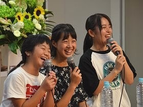 保護犬・猫のガールズトーク　少女たちが大人にずばり注文