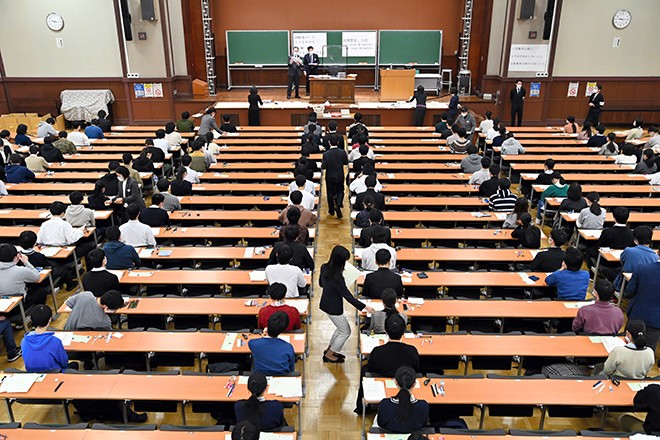 Makeup tests OK after early end called to varsity entrance exams