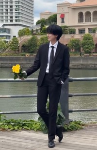生まれたときから大きかったという、いつかさん（さらさん提供、Instagramよりキャプチャ撮影）