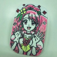 シルキーポアに描かれたプリキュアのキャラクター。看護師のあやりんごさんが夜勤の合間に描いた渾身の一枚／あやりんごさん（@ONIGIRIgirigi）提供