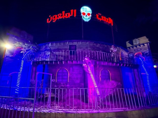 スタッフに入場を制止されたエジプトのお化け屋敷／ジェットコースター男さん（@jetcoasterotoko）提供