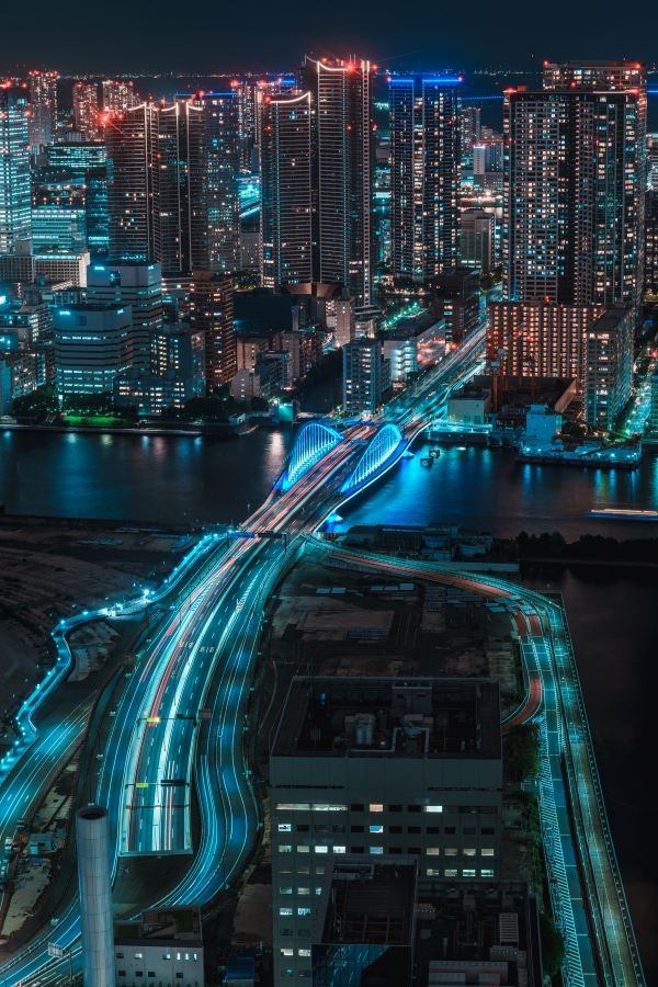 未来都市のような汐留の夜景 ※はるはらさん提供