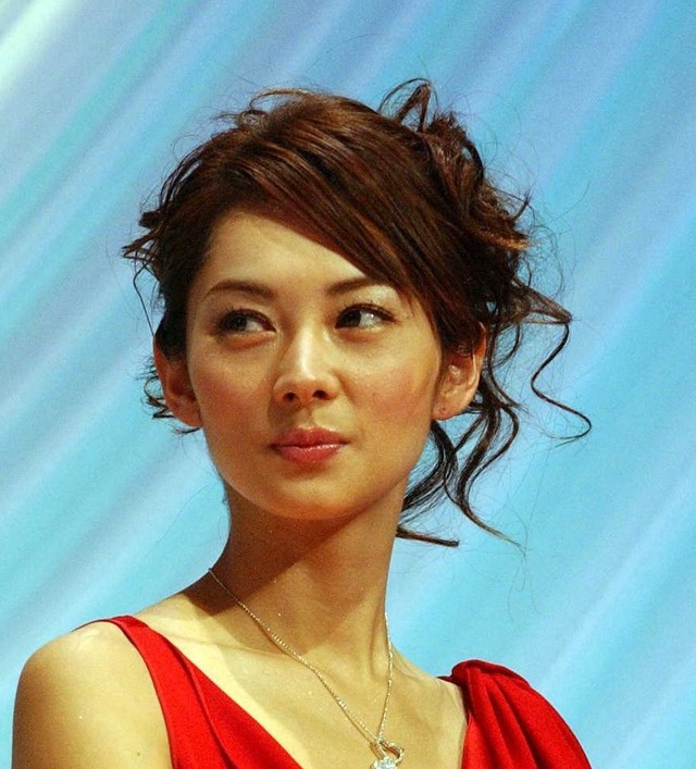 伊東美咲さん（2004年）