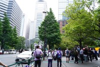 東京・大手町で第一声を上げた石丸伸二氏