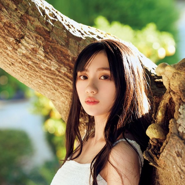 乃木坂46川﨑桜 1st写真集（撮影：須江隆治　新潮社）