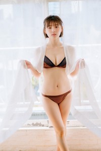 葉月つばささん（撮影：篠田直人 ・ヘアメイク：野中美希 ・スタイリング：米丸友）