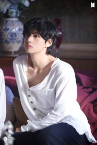 BTS V（出典：BTS公式X@bts_bighit）