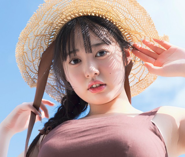 白濱美兎（提供：週刊SPA!編集部　撮影：唐木貴央　ヘアメイク：新井祐美子　スタイリング：菊地文子）