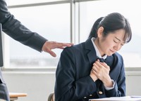 過呼吸時の正しい対処法は？※画像はイメージです（buritora/stock.adobe.com）