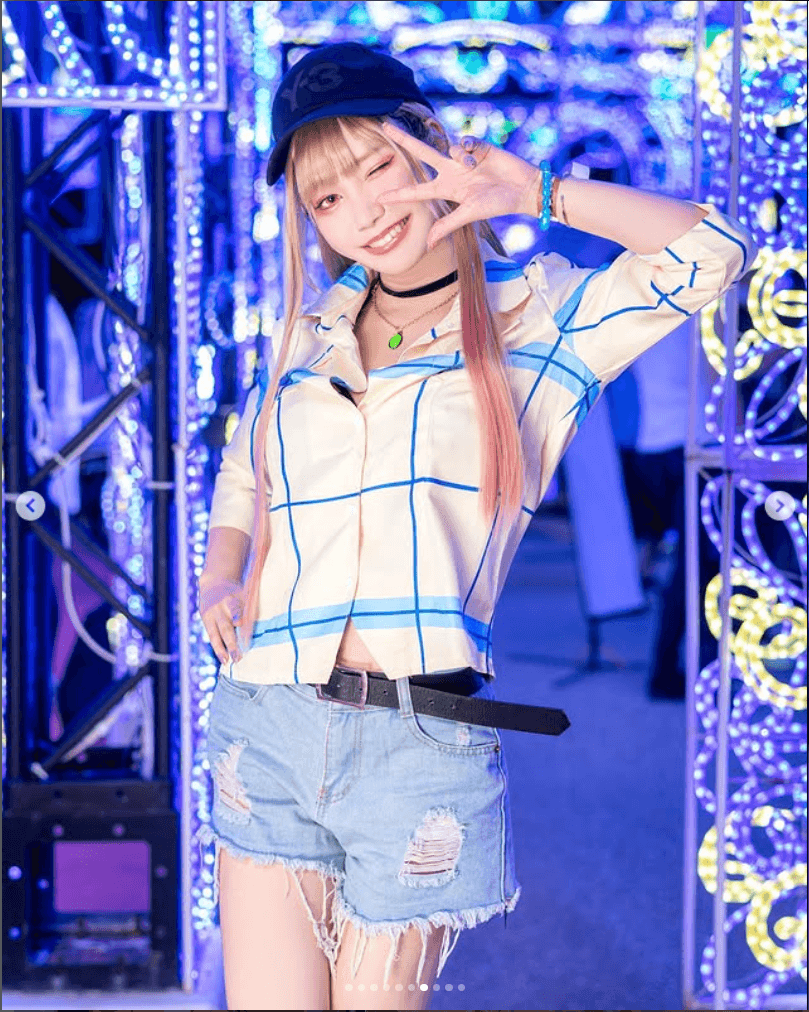 丸井リサのインスタグラム（＠risa_smash）より