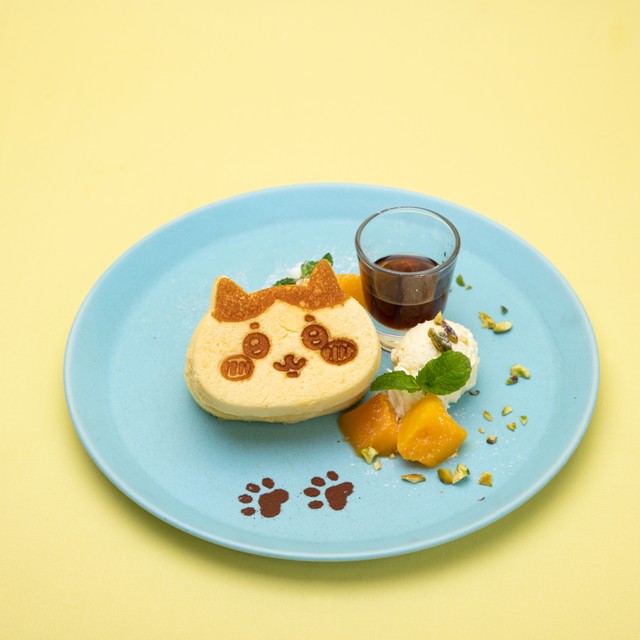 ハチワレの台湾カステラ（1430円）　(C)nagano / chiikawa committee