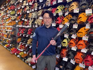 バットのサブスクで量販店と差別化　超野球専門店CVがとがらせた強み