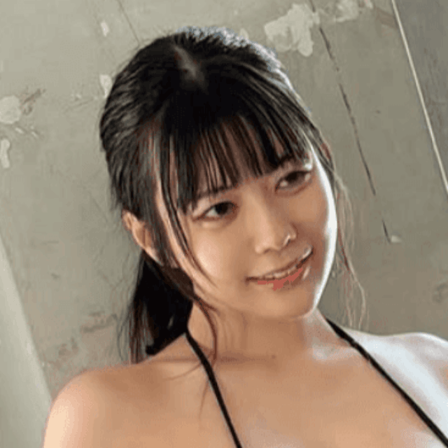 「FLASH」（26年6月9日発売号）に登場した東雲うみのオフショット　本人のインスタグラム（＠umi_portrait）より