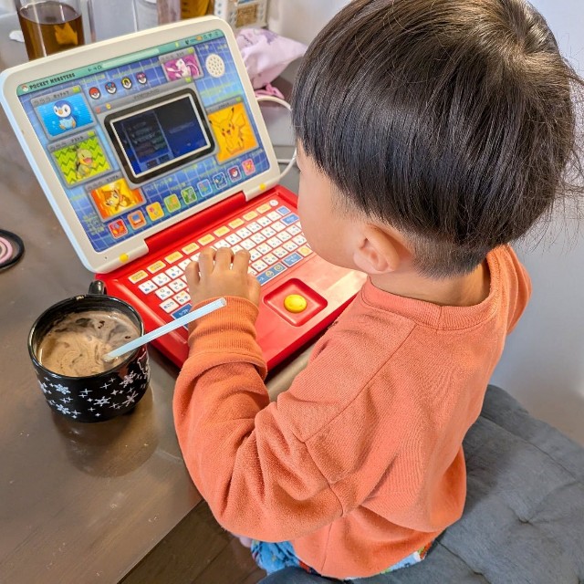 普段の息子さんの様子／花太郎ままさん（@zubora.umama）提供