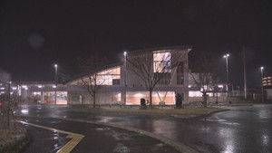 ＪＲ仙山線　運転再開　列車に大幅な遅れと運休　信号不具合で２度運転見合わせ