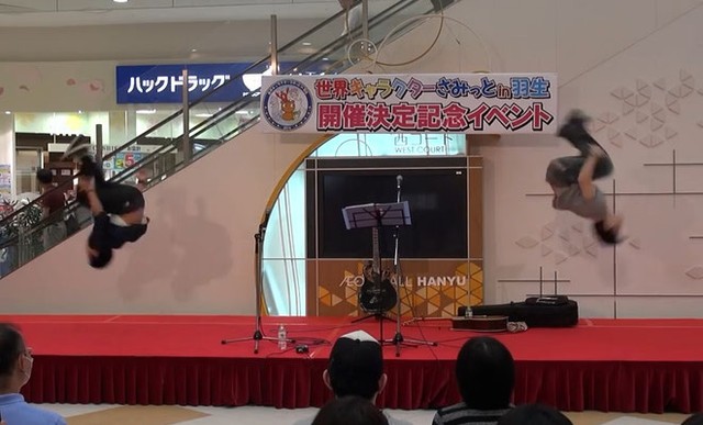 イベントで歌を披露する牛丼ズ/牛丼ズ松屋さん（@ gyudons_m）提供