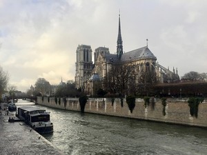 ノートルダムはなぜフランスを代表する大聖堂になったのか
