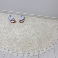 履き心地と機能性を重視した草履風の上履き（ちぴさん提供）