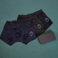 谷口めぐさんがコラボアイテム発売　自身のキャラクター入りメンズショーツも