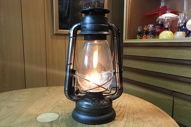 日本製としては、日本で唯一となった「ＷＩＮＧＥＤ ＷＨＥＥＬ」のハリケーンランプ