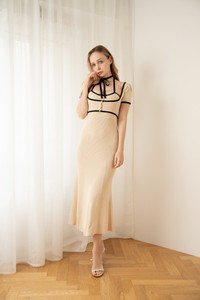 リボンマーメイドワンピース（ベージュ）