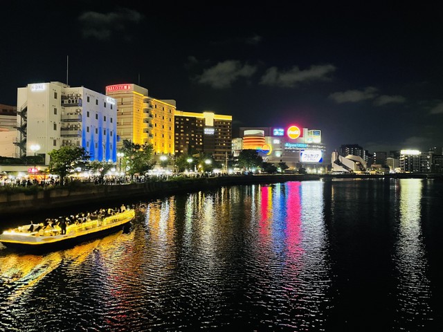 福岡の都心・中洲の夜景