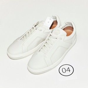 ライフスタイル世論調査どのくらいの頻度でスニーカーを履きますか？