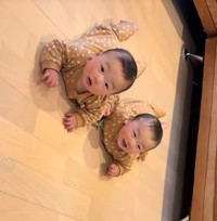 はじめてのシャボン玉に大興奮！（提供：@2win_nzazさん）