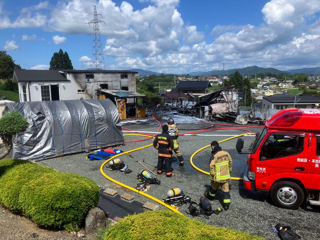 宮城・気仙沼で住宅や倉庫３棟焼ける　けが人なし