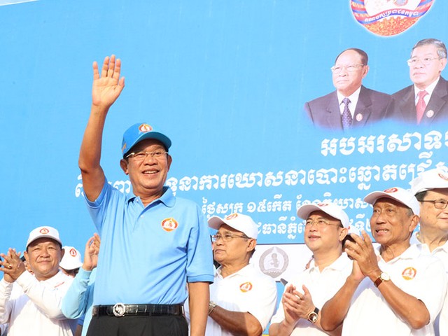 いいね を買って動かす政治 フェイスブックは民主主義を壊すのか 朝日新聞globe