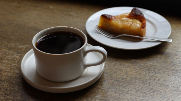 地元に愛される憩いの場　「REC COFFEE 渋谷東店」