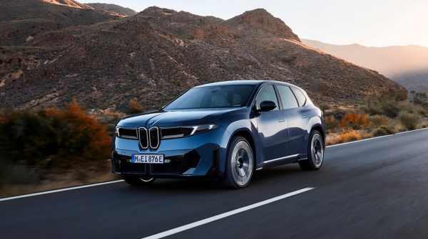 BMWの新型EV「iX3」　新世代のノイエ・クラッセ