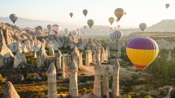 【世界の絶景20選】忘れられない景色に出会う旅へ