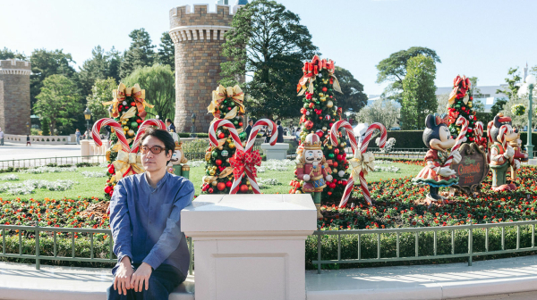 新パレードでサンタ＆ミッキーにメリークリスマス！