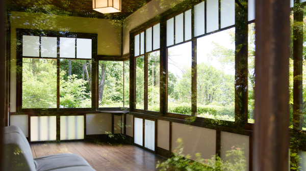 夏に訪ねたい築100年の名住宅「聴竹居」