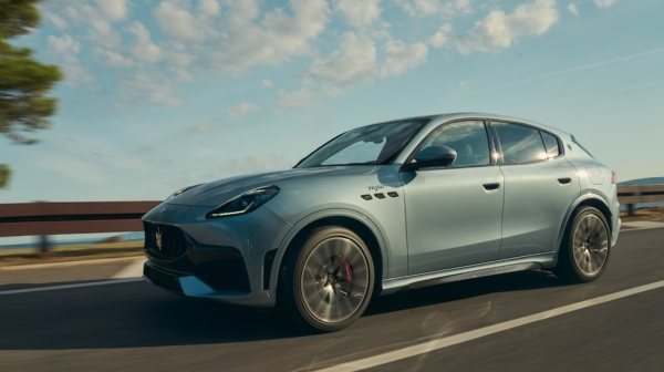 マセラティのSUV「グレカーレ」　驚異の新型登場