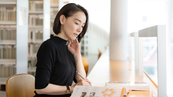 篠原ともえさん　日本女子大学の特別招聘教授に就任