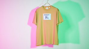 過去、現在、未来をつなぐ、バーバリーのTシャツ。