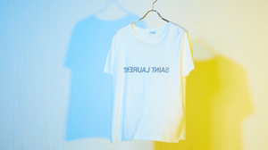 そのディテールに見ほれる、サンローランのTシャツ。