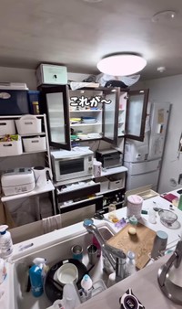 ごちゃごちゃした台所／くり子さん（@kuriko_kurashi）提供