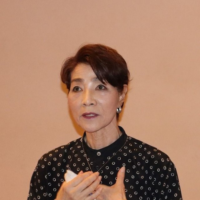 真摯に丁寧にインタビューに答える