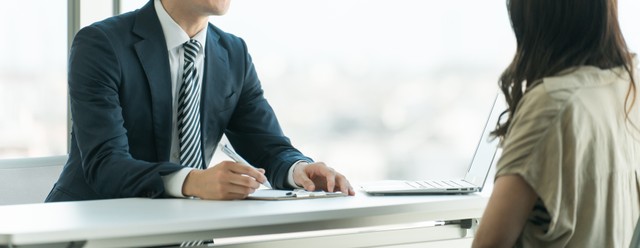 離婚を考えるときに弁護士に聞いておくことは…(buritora/stock.adobe.com)