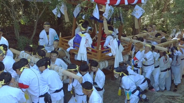 内海八幡神社の秋祭り(香川･小豆島町馬木)15日
