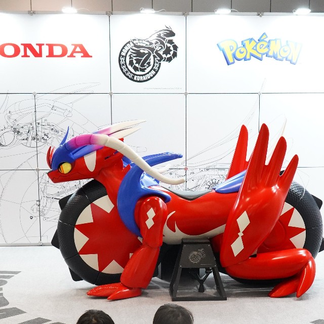 「東京モーターサイクルショー2026」で特別展示されたコライドン