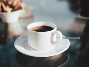 上京し、始めた喫茶店バイトを辞めた。理由はジュースの量が違うから